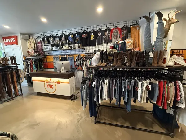 Yellowstone Vintage West, 616 NW 23rd Ave, inside