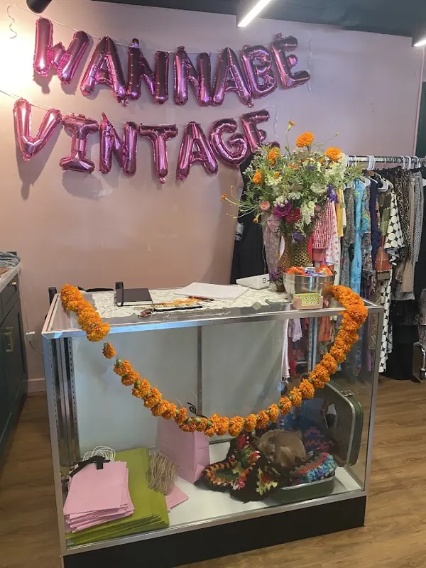 Wannabe Vintage, 1452 E Burnside St, inside