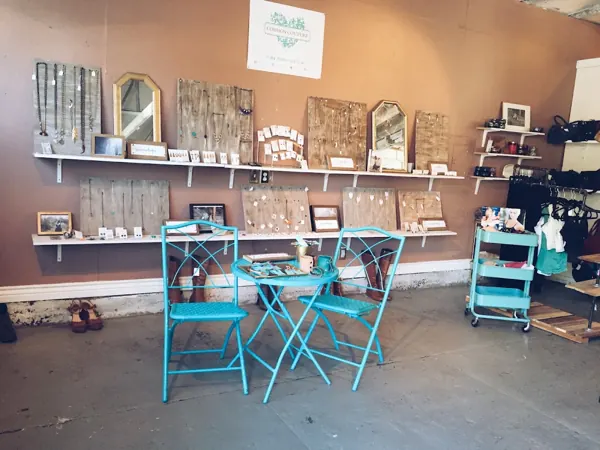 Gather Resale, 7400 N Lombard St, inside