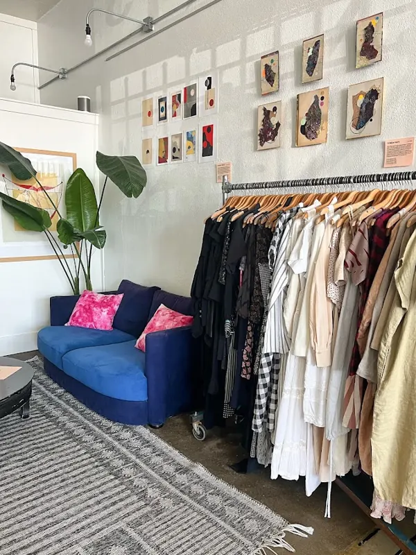 Vein of Gold, 6517 N Interstate Ave, inside
