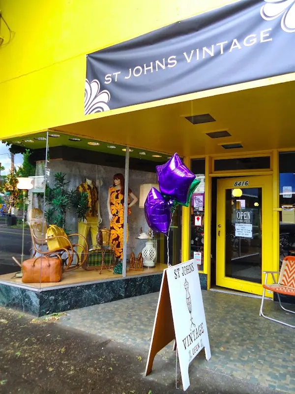 St. John's Vintage, 8416 N Lombard St