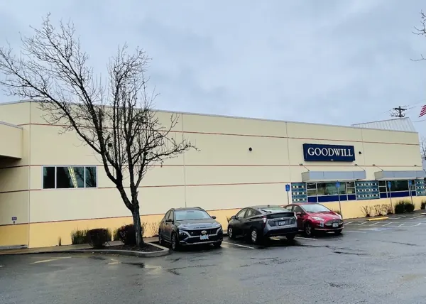 Goodwill Industries of the Columbia Willamette, 9015 SE Powell Blvd