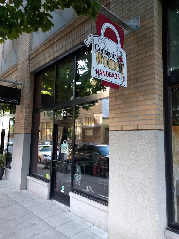 Women's handbag consignment, 412 NW 11th Ave