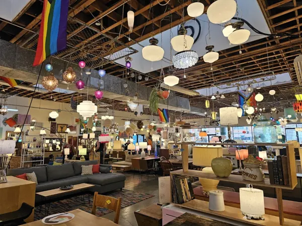Lounge Lizard, 1426 SE Hawthorne Blvd, inside