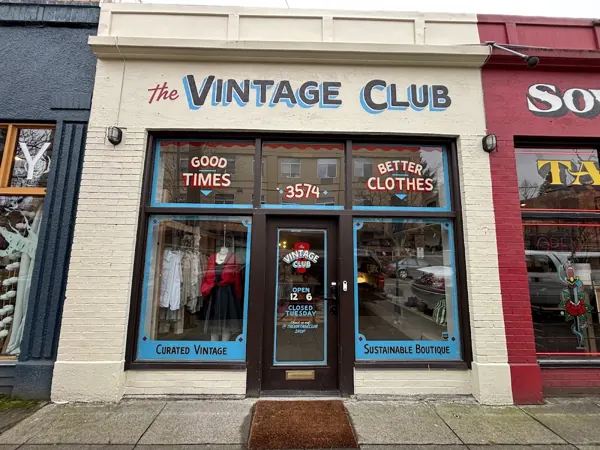 The Vintage Club, 3574 SE Division St
