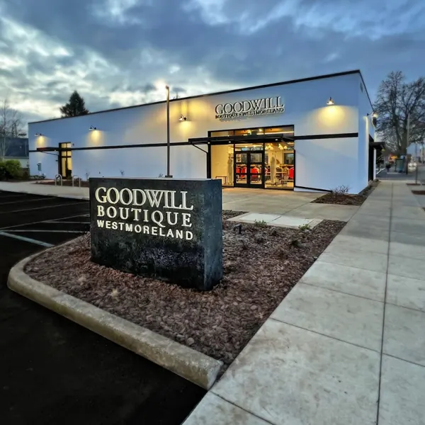 Goodwill Industries of the Columbia Willamette, 6512 SE Milwaukie Ave